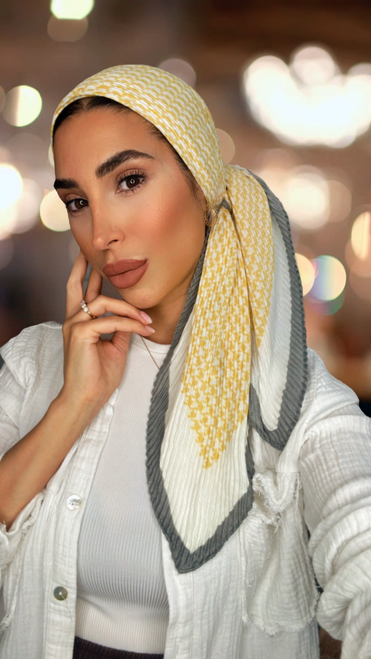 {"eId":"2590846144383706","CameraPosition":2} מטפחת פפיטה צהוב אפור – תמונה 1