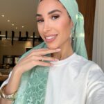 דגם סיומת תחרה פנינים ירוק בהיר