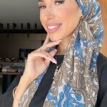 דגם עיטורים כחול ניוד