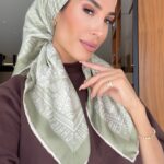 דגם Christian Dior ירוק מרובע